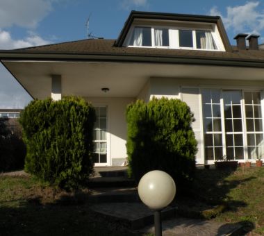 VILLA via Marconi , Magnago