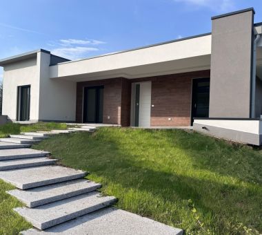 VILLA via pier delle vigne, magnago